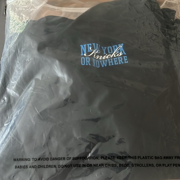 NYON x Knicks Buckets hoodie black  deadstock - Picture 6 of 6